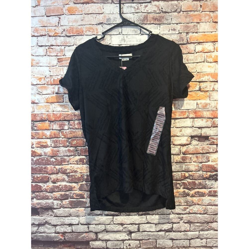 NWT Black Peace & Pearls Eyelash Tee Blouse Women’s Size Small